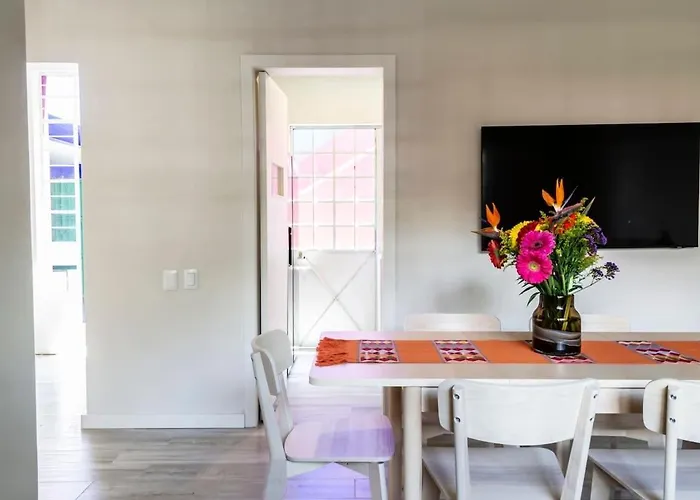 Dazzling House In The Heart Of Coyoacan/12 Guests * México DF